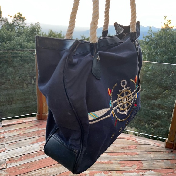 โ๏ธ Gucci: Rope Embroidered Yacht Club Anchor Cruise Tote Bag - Picture 6 of 17